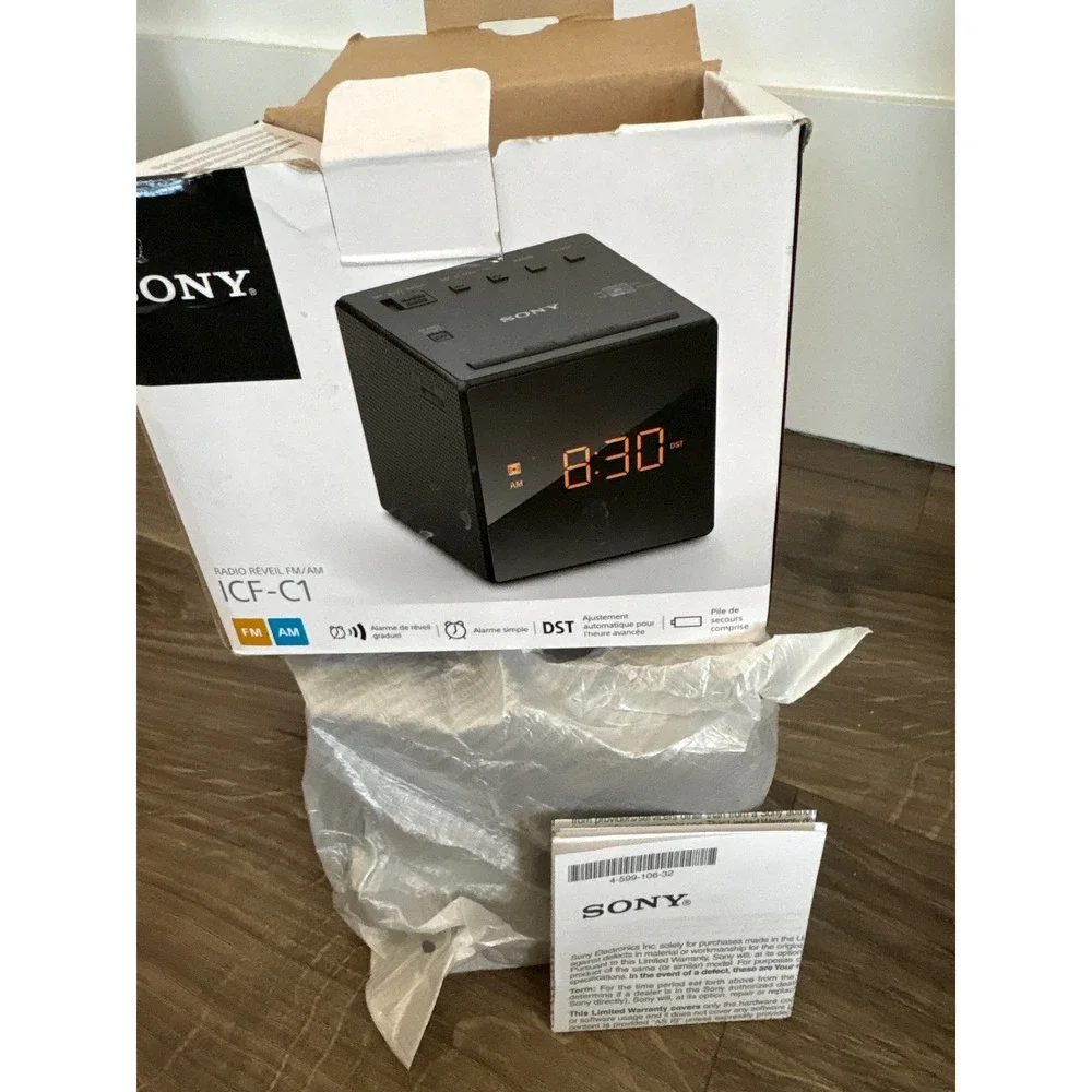 Sony ICF-C1 Digital Cube Clock Radio AM FM Black‎ Snooze Brightness Alarm NEW